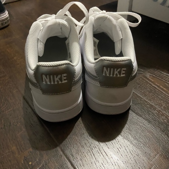 Nike White and Gray Sneakers - Picture 3 of 3